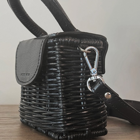 Wicker Wings Micro Babing Crossbody Handbag NWT - Picture 15 of 16